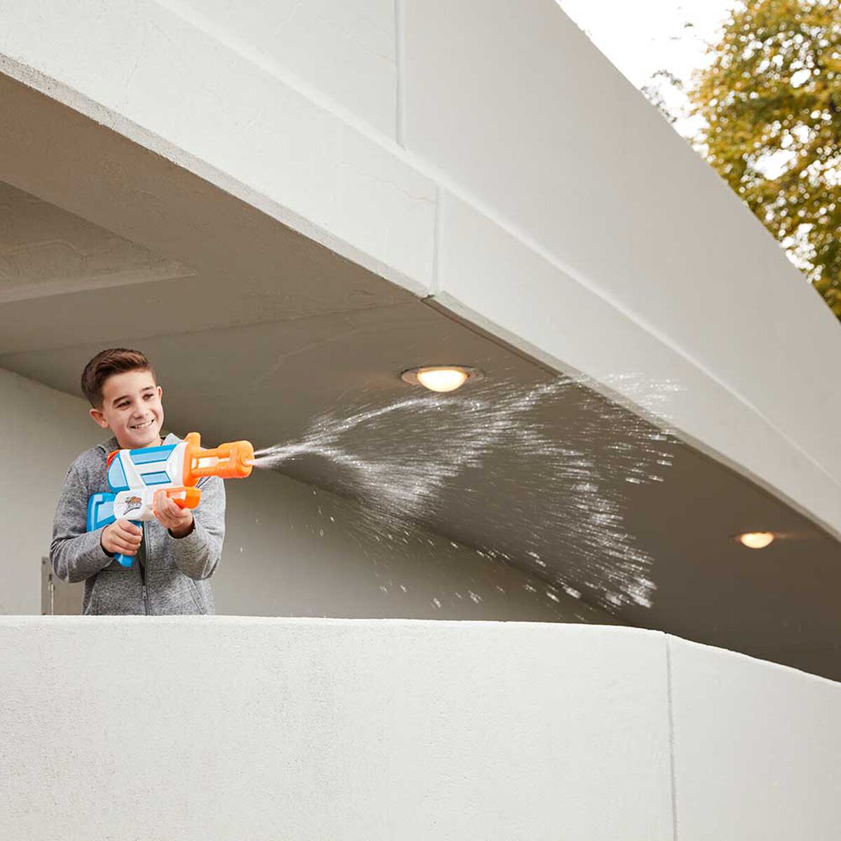 Lanzador de Agua Super Soaker Twister
