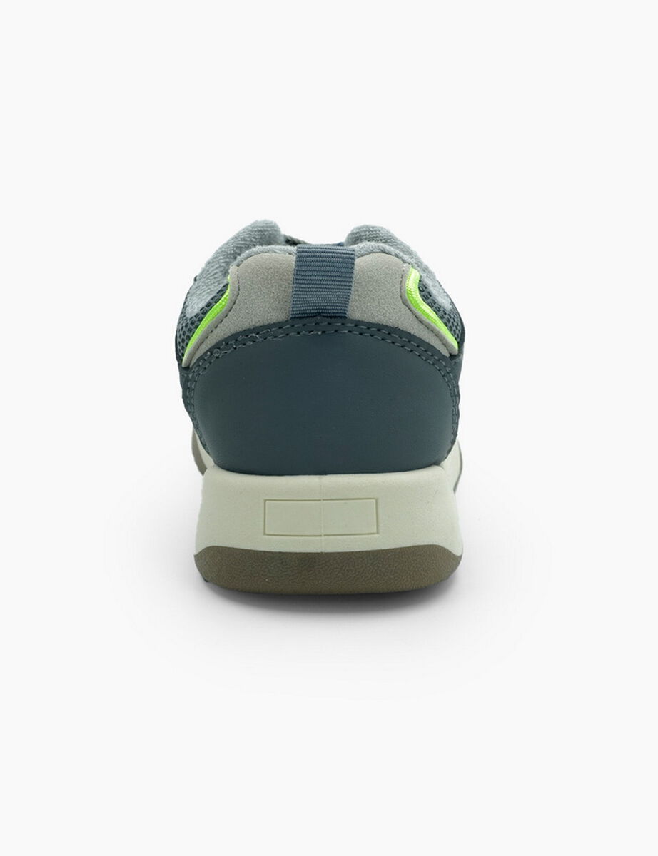 Zapatilla Urbana Ni&ntilde;o Cutback
