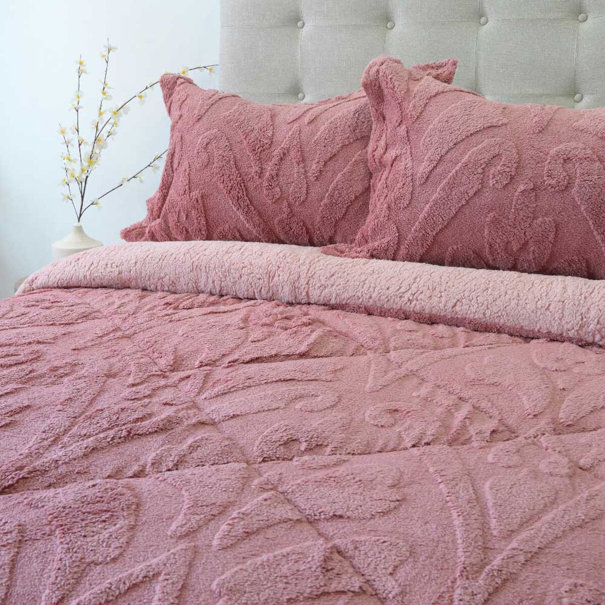 Cubrecama Doral 2 Plazas Jacquard Liso Rosa Viejo