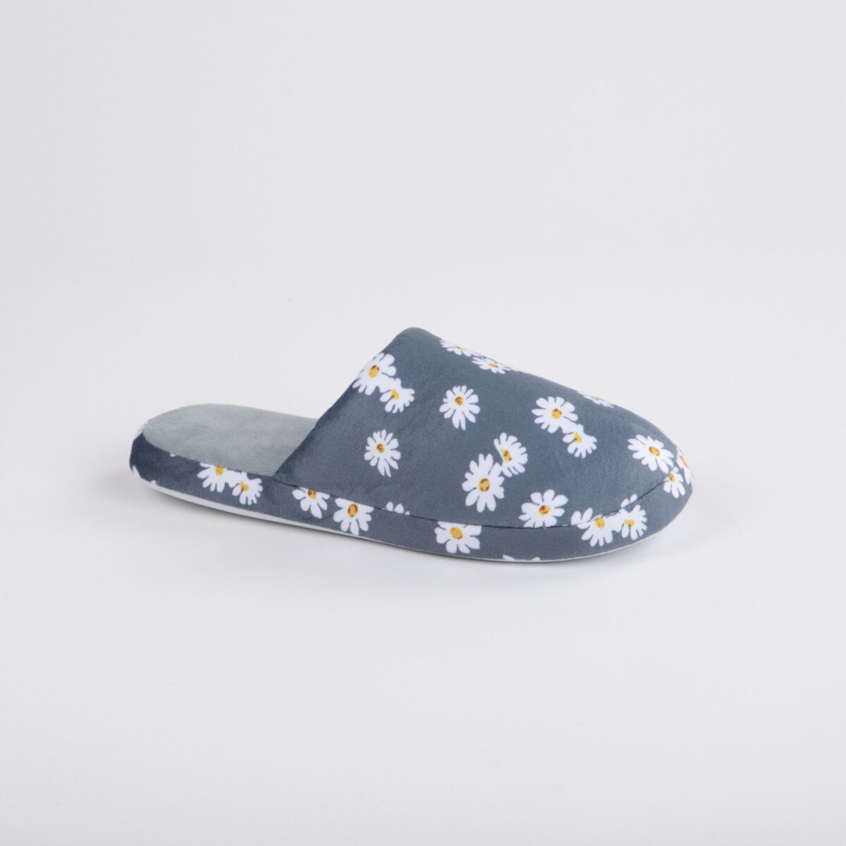 Pantufla Floreada Mujer Portman Club