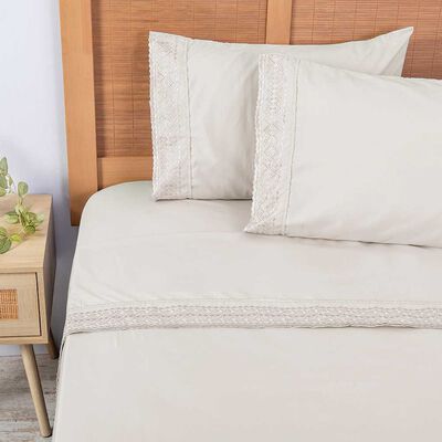 Imagen 1 del producto Juego de Sábanas Liso Plumetti 2 Plazas Broderie Beige