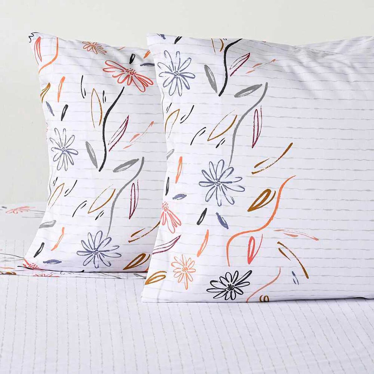 Juego de S&aacute;banas Estampado Elements & Co 200 Hilos King Tracing