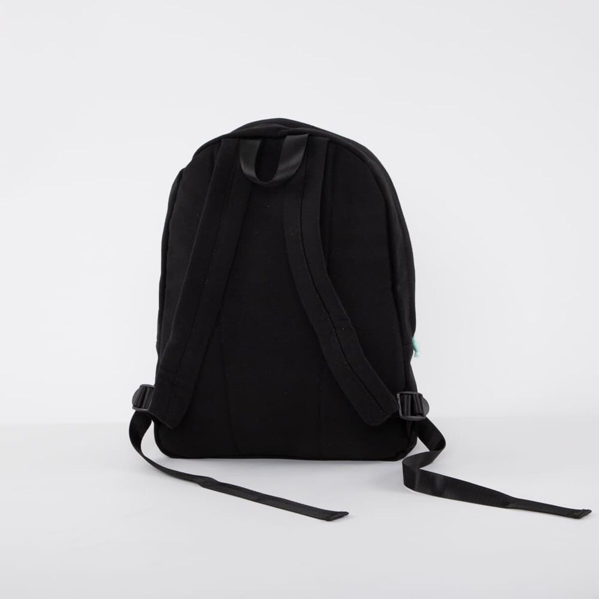 Mochila Negra Icono
