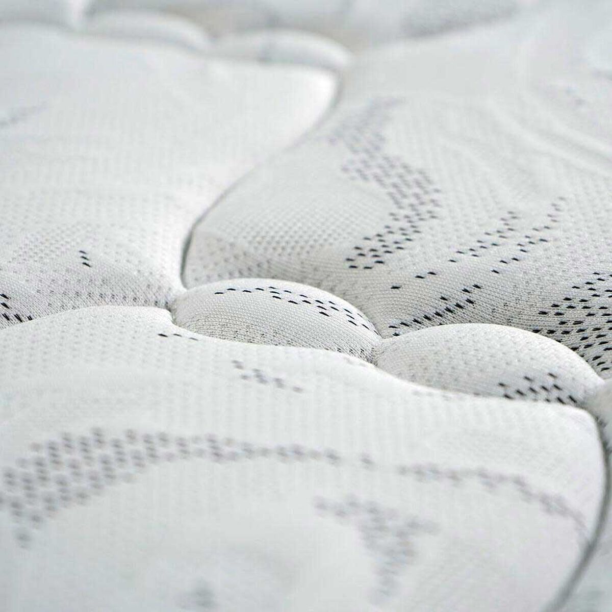 Cama Europea Celta Base Dividida 2 Plazas Active + Set Textiles + Almohadas