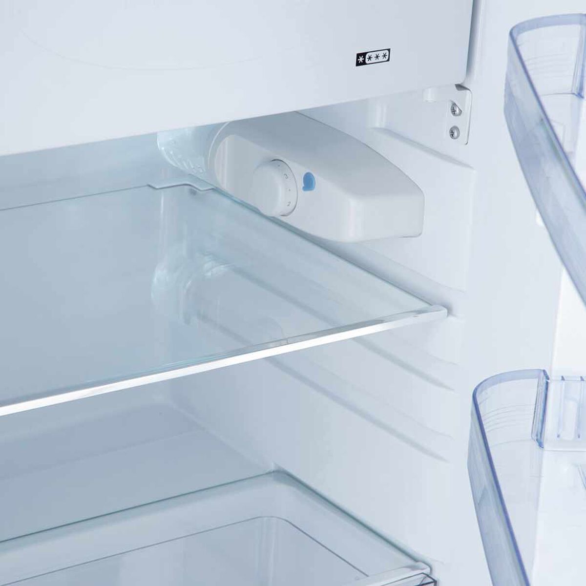 Frigobar Frío directo Libero LFB-135RR 107 lt
