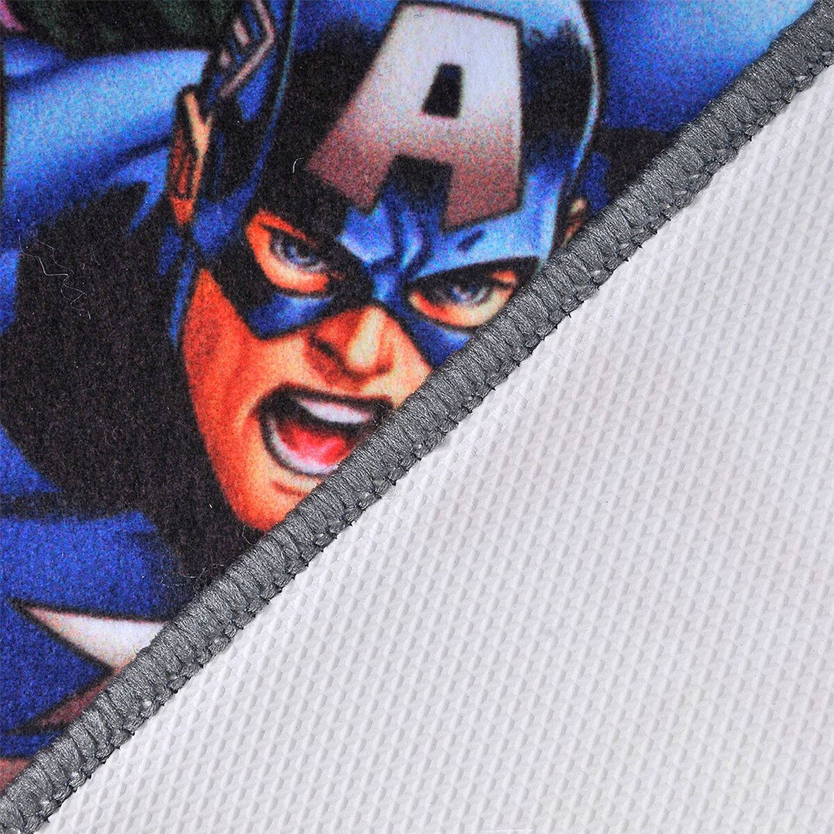Bajada de Cama Avengers 80*120 cm