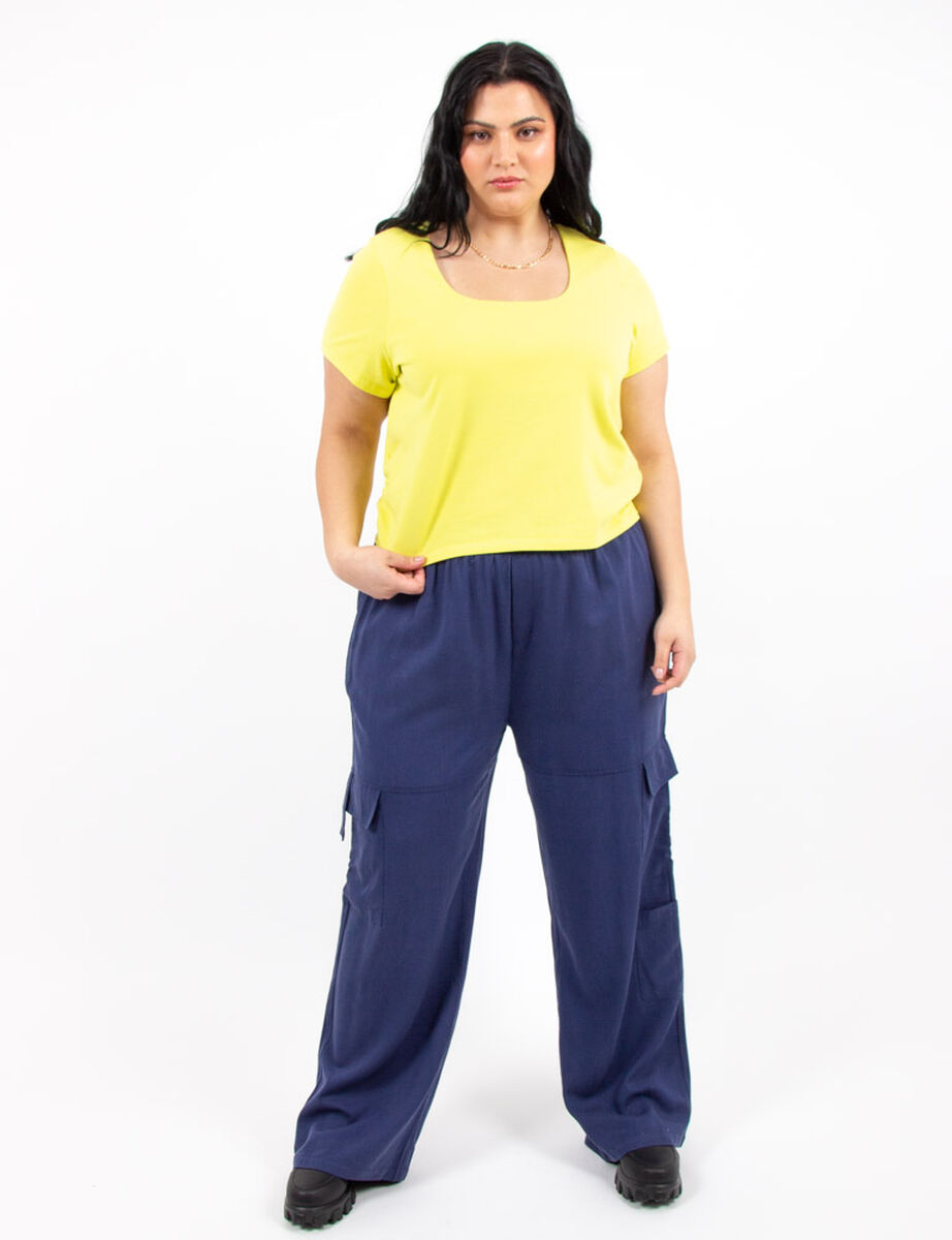 Polera Lisa Manga Corta Cuello Cuadrado Mujer Extralindas