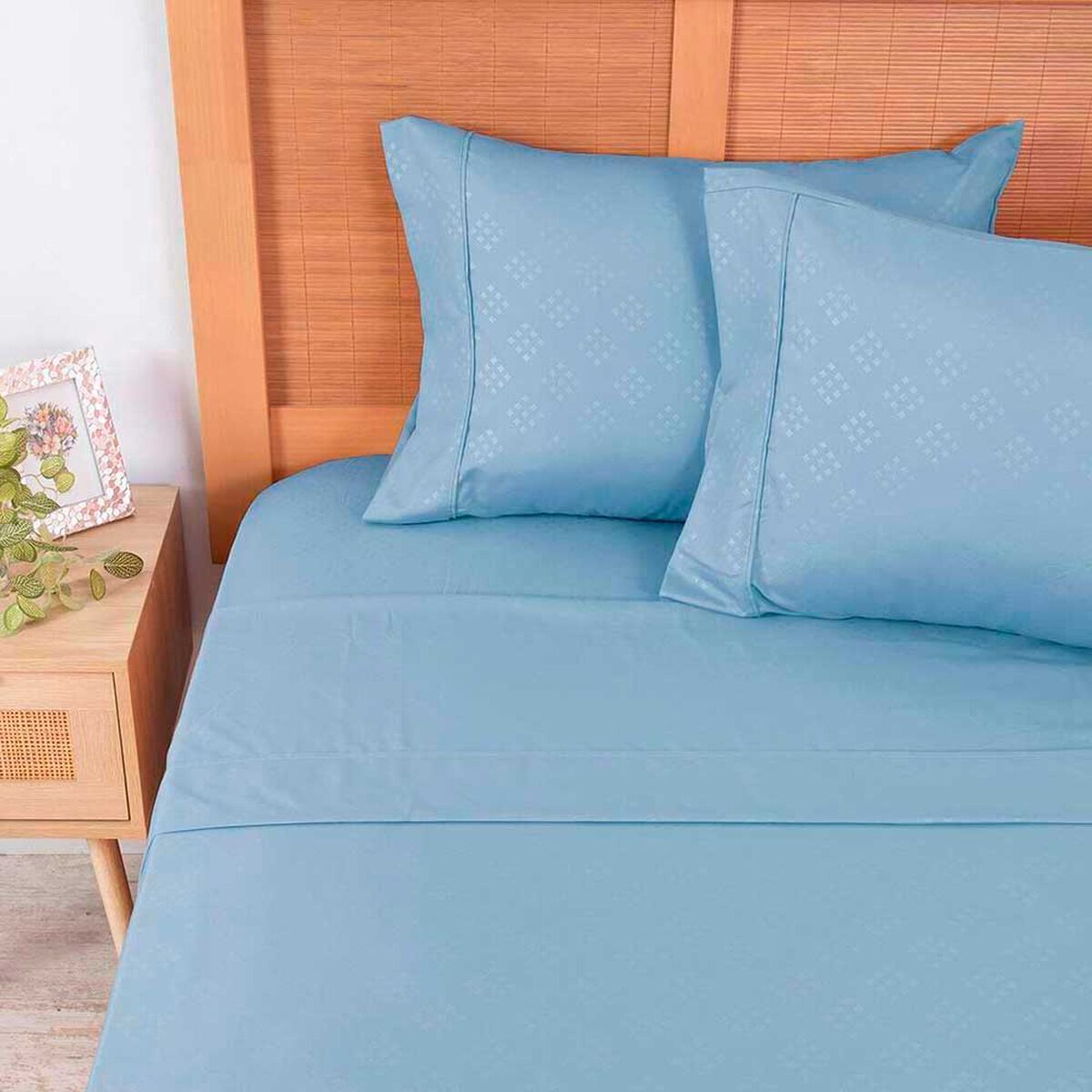 Juego de S&aacute;banas Embossed Plumetti 2 Plazas Mimosa Celeste