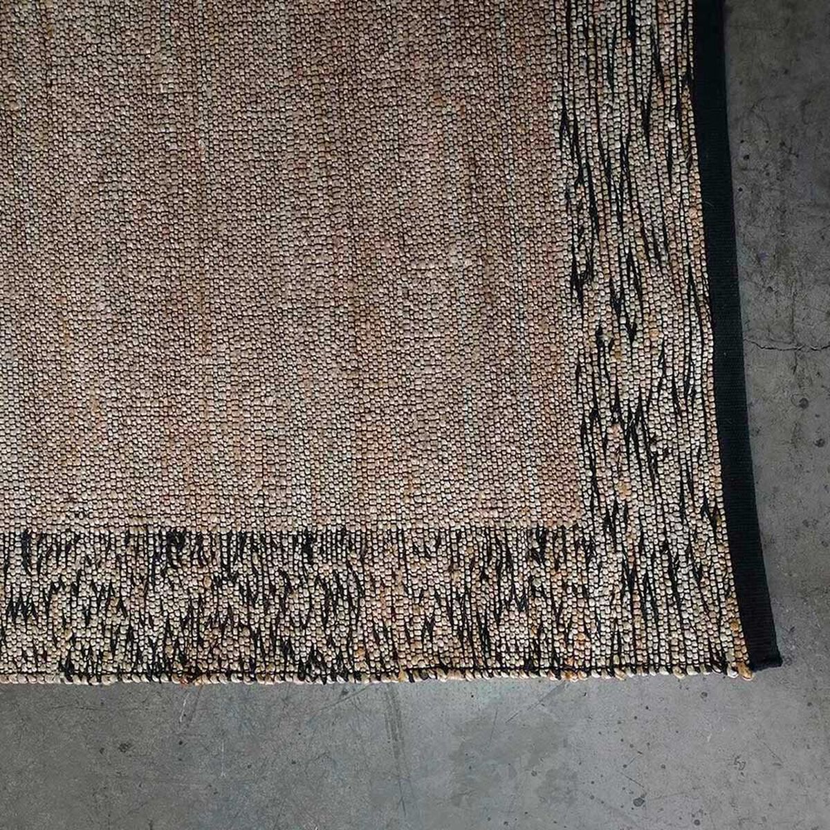 Bajada de Cama Idetex Melange 90 x 60 Negro y Beige