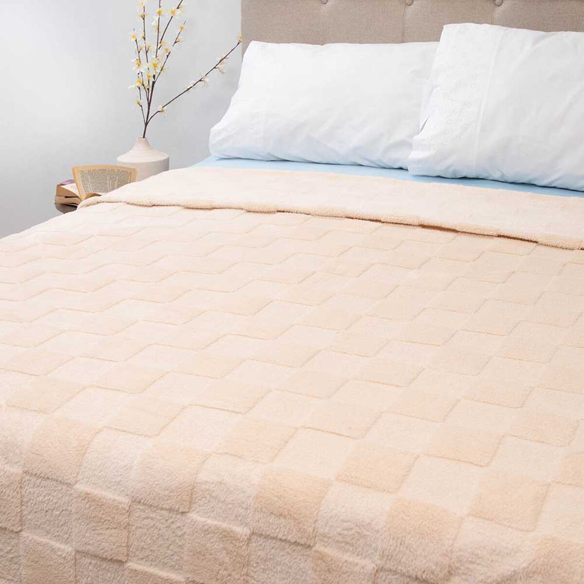 Frazada Poliéster Doral 2 Plazas Deluxe Beige