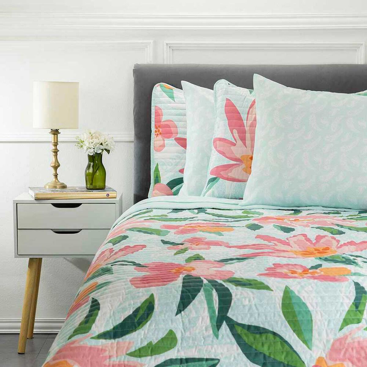 Set Quilt + Juego de S&aacute;banas Dreams 2 Plazas Cora