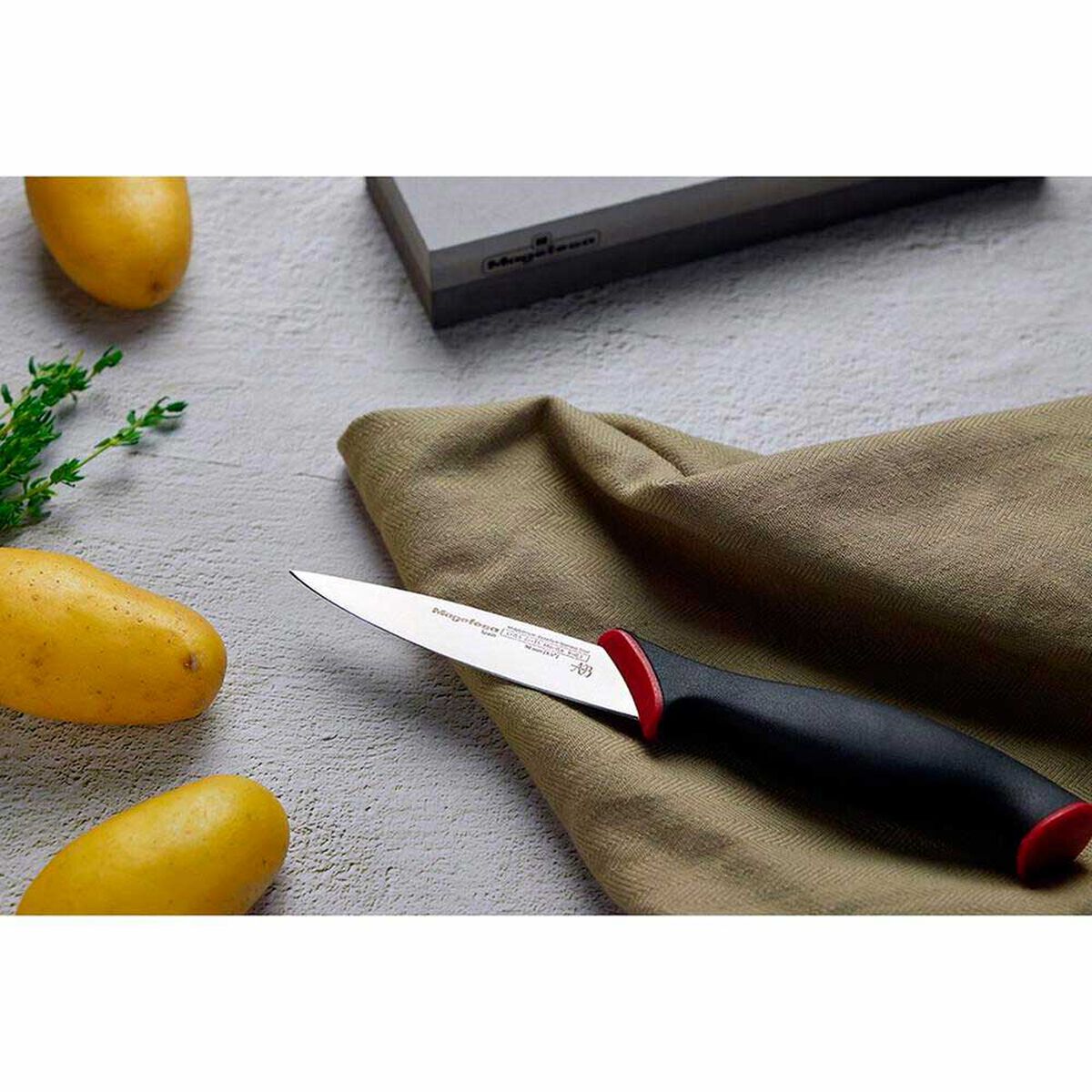 Cuchillo Pelador Magefesa Alvaro Barrientos 9 cm