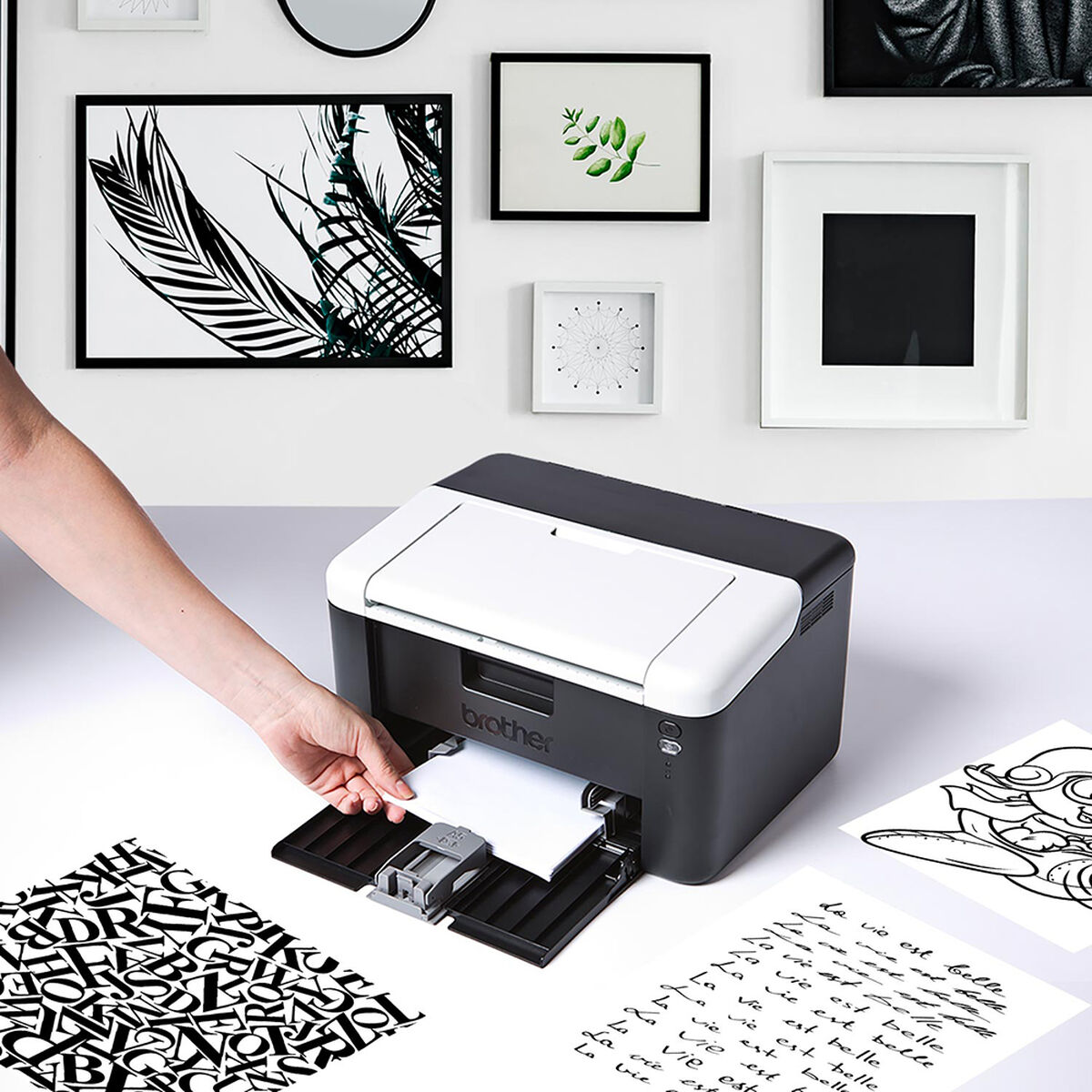 Impresora Brother Láser Blanco y Negro HL-1212 WiFi