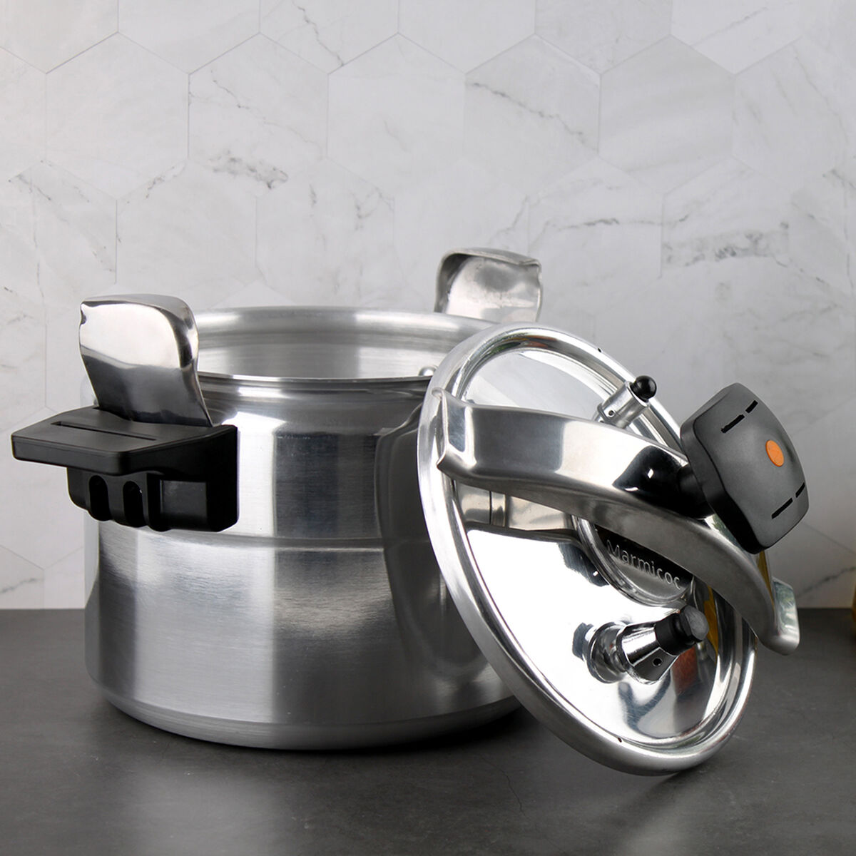 Olla a Presión Aluminio Marmicoc Alumax Plus 8 lt