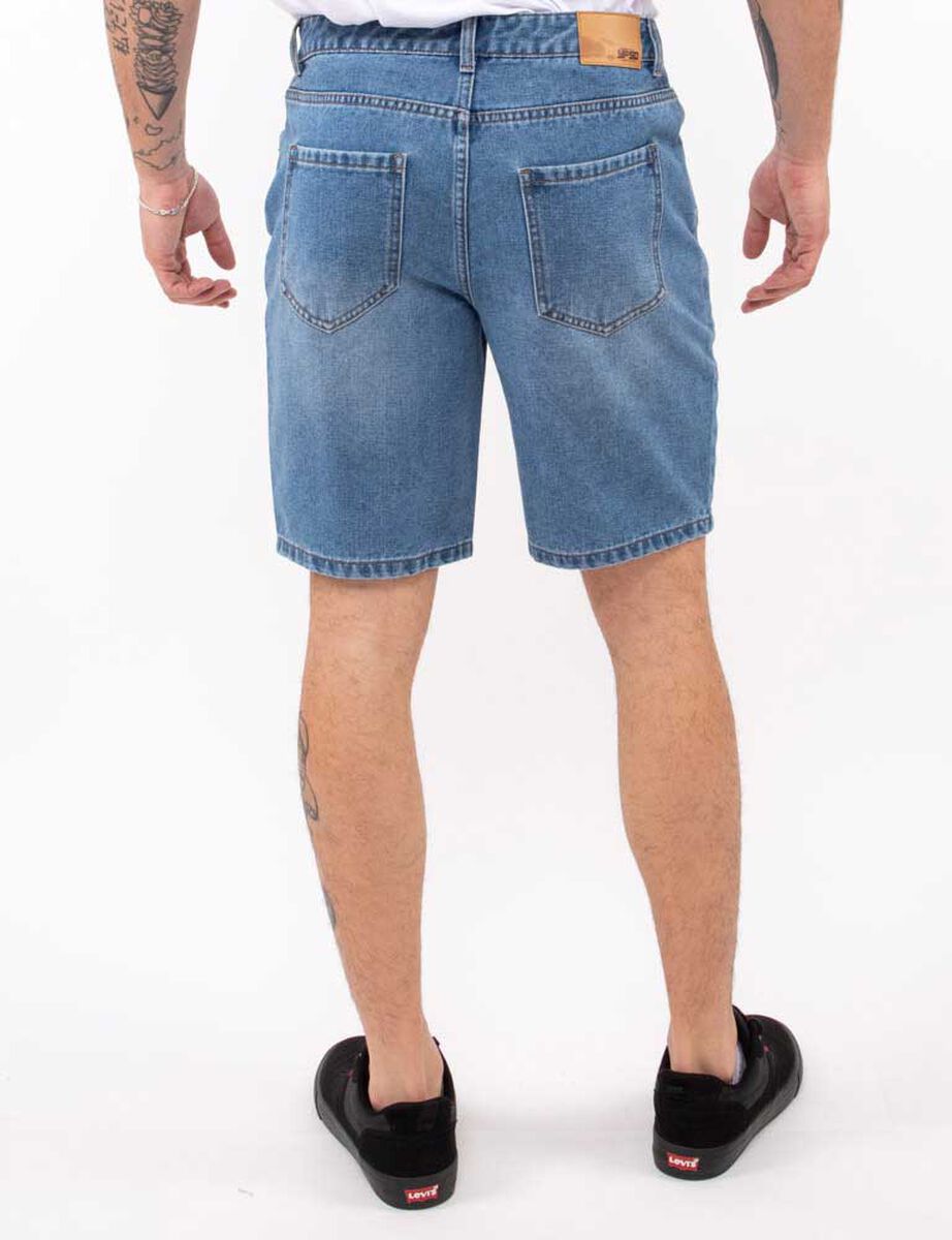 Bermuda Regular Hombre Icono