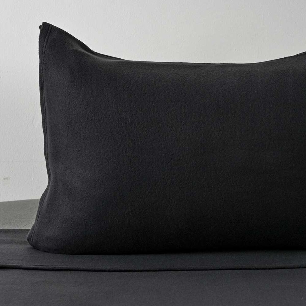 Sábana de polar American Family 1 Plaza Marengo Negro