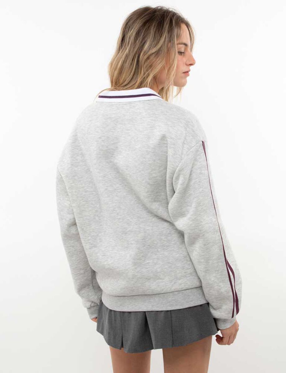 Polerón Con Estampado Cuello Mujer Icono