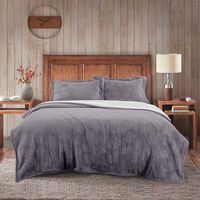 Cubrecama Embossed Estampado Illusions King Sage Gris