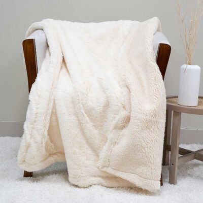 Manta Doral Plush Sherpi 127x152 cm D8