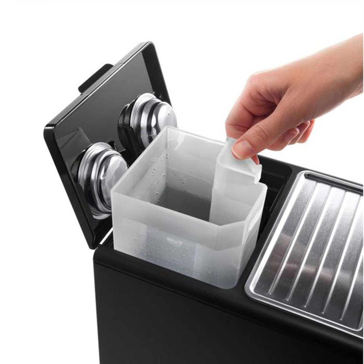 Cafetera Eléctrica De'Longhi Active Line Negra ECP 33.21.BK 1,2 lts.