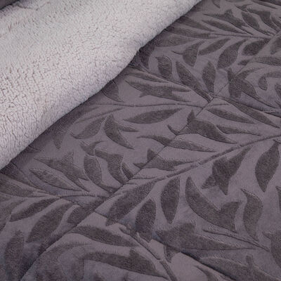 Imagen 2 del producto Cubrecama Doral 1,5 Plazas Gris Outboss Sherpa