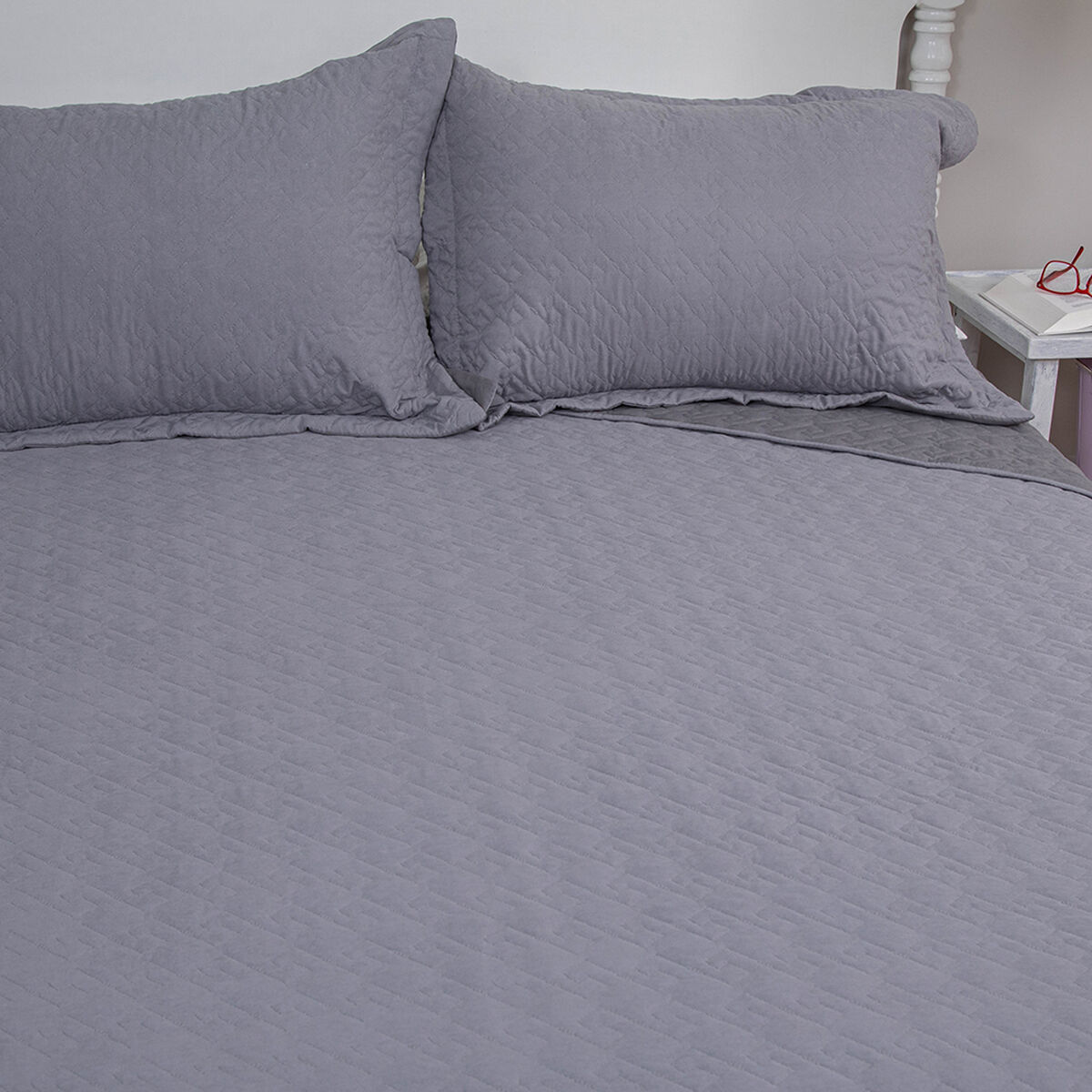 Quilt Doral King Gris Velvety