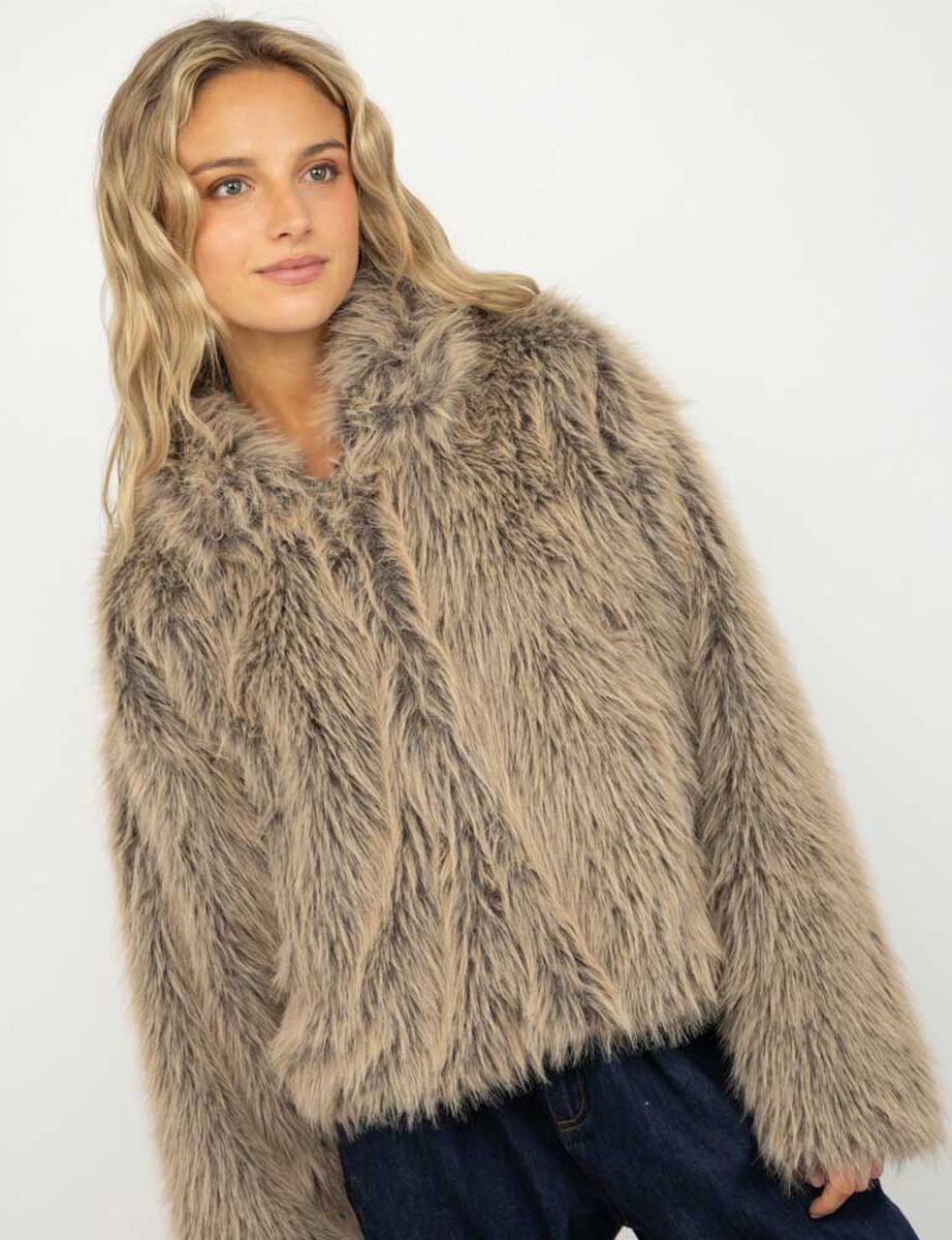 Chaqueta Peluda Mujer Icono