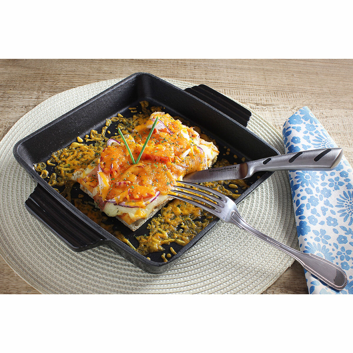 Bandeja Para Horno Fierro Fundido Magefesa Ferro 24 x 24 cm
