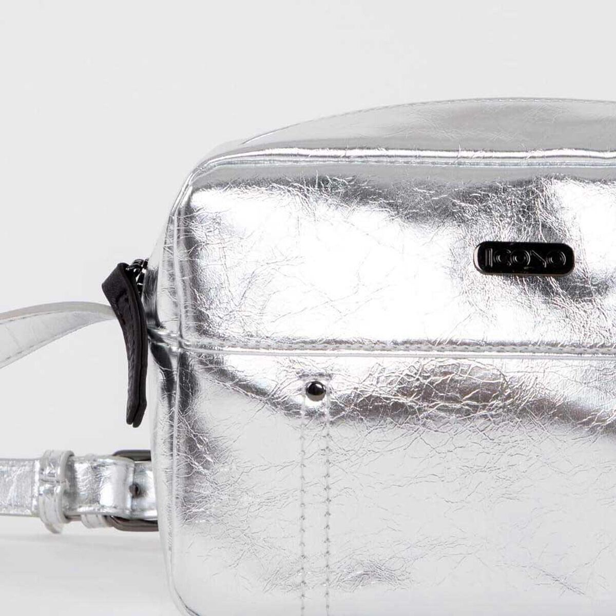 Bolso Plateado Icono