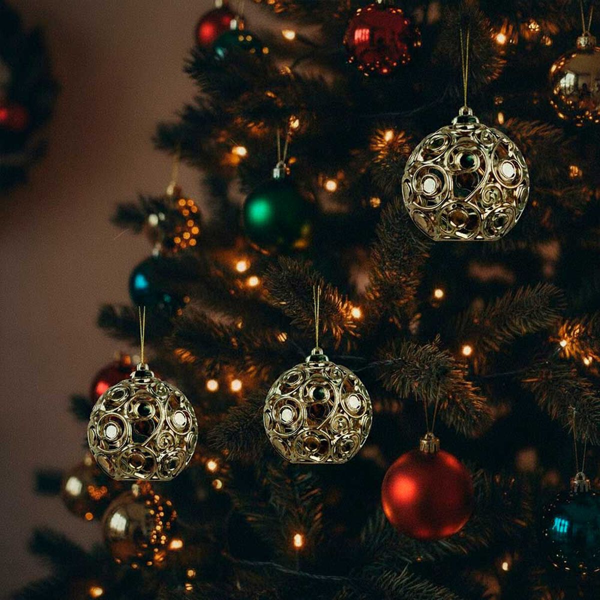 Adorno Navide&ntilde;o Esfera Dorada Casanova