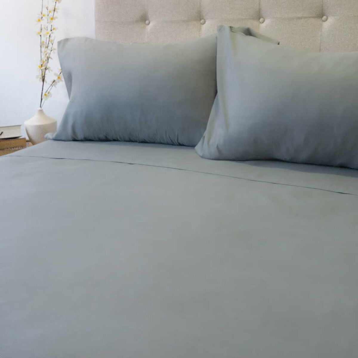 Juego de S&aacute;banas Doral 2 Plazas Lisas 210 Hilos Gris