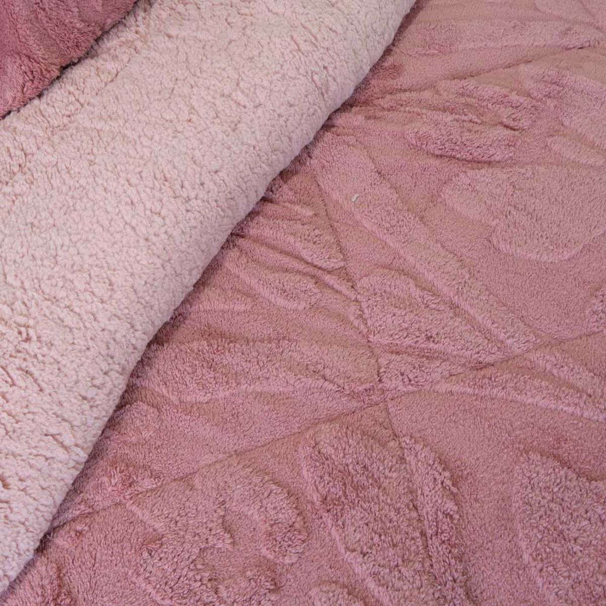 Cubrecama Doral 1,5 Plazas Jacquard Liso Rosa