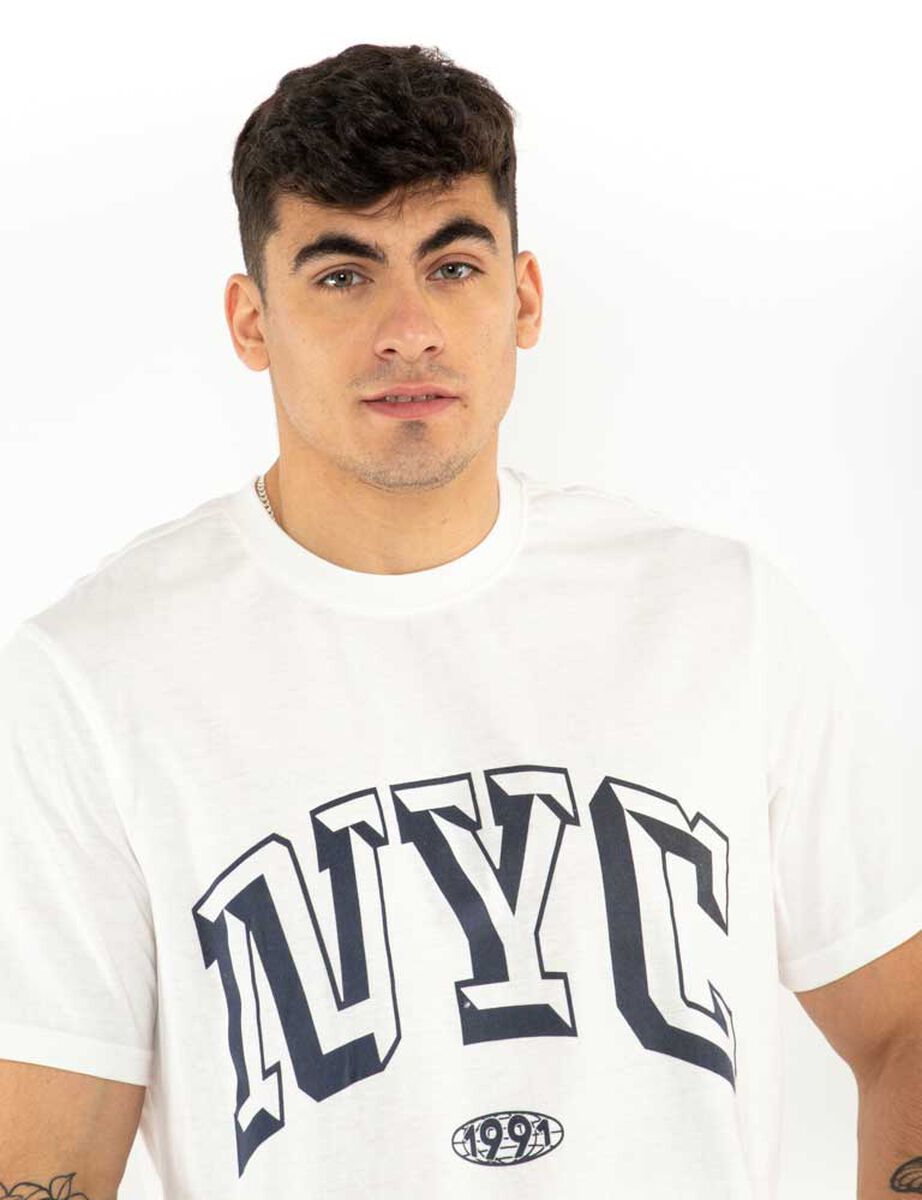 Polera Con Estampado Manga Corta Hombre Icono