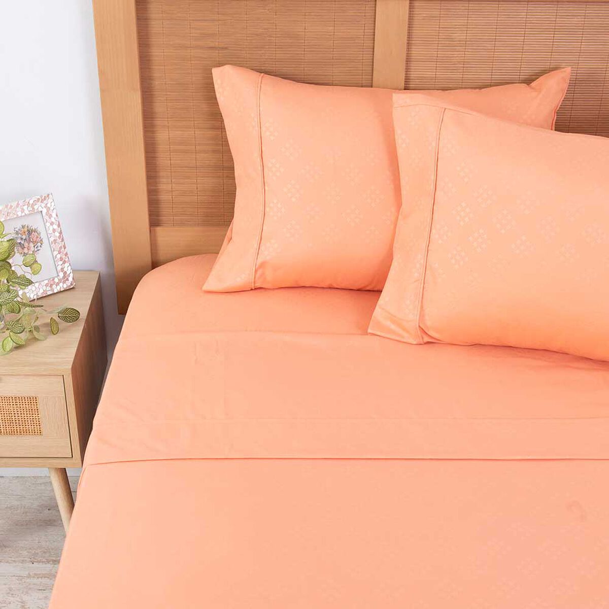 Juego de Sábanas Embossed Plumetti 1,5 Plazas Mimosa Coral