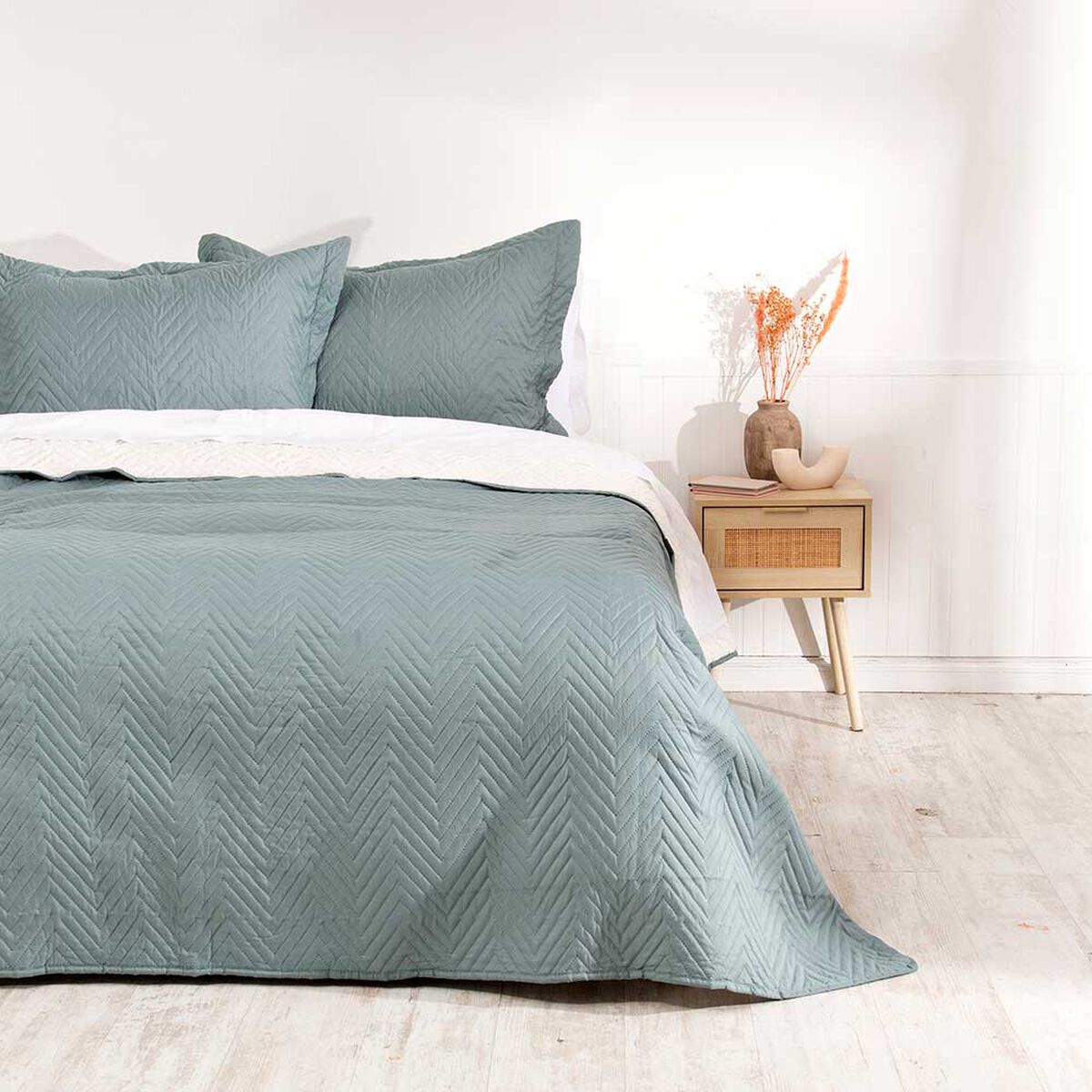 Quilt Mashini 2 Plazas Liso Verde