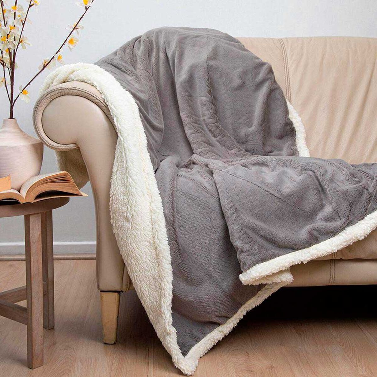 Manta de Poli&eacute;ster Doral 127 x 152 cm Fluffy Gris