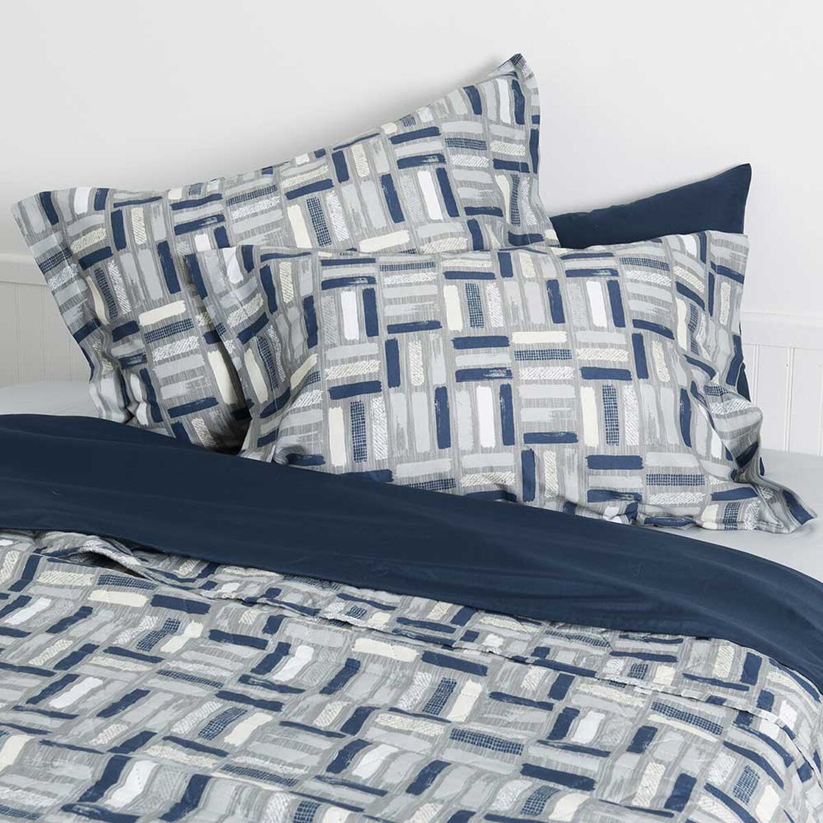 Set Quilt Estampado + Juego de Sábanas Mashini King Yuka
