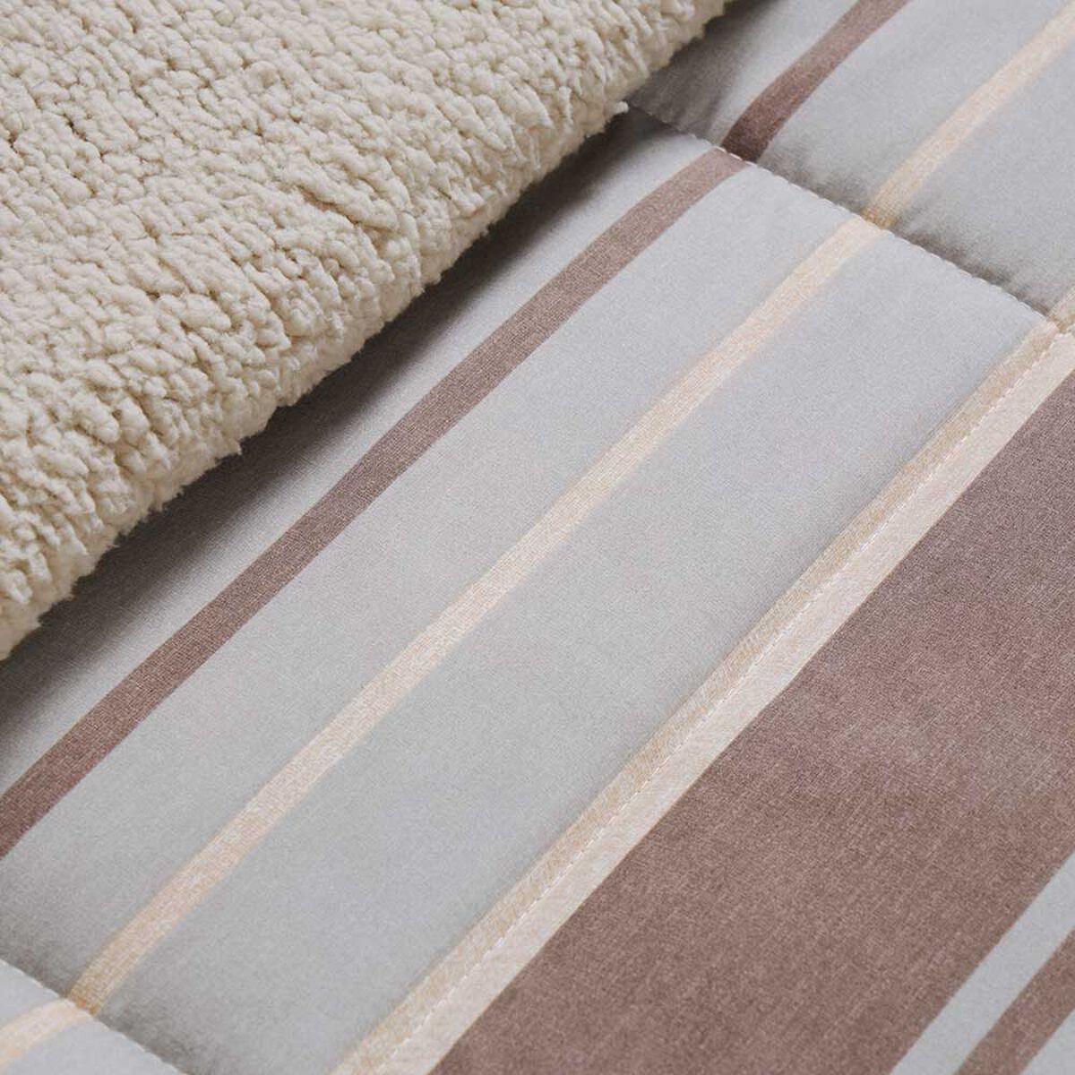 Plum&oacute;n Rosen King Sherpa Alaska Louise Caf&eacute;/Beige/Gris