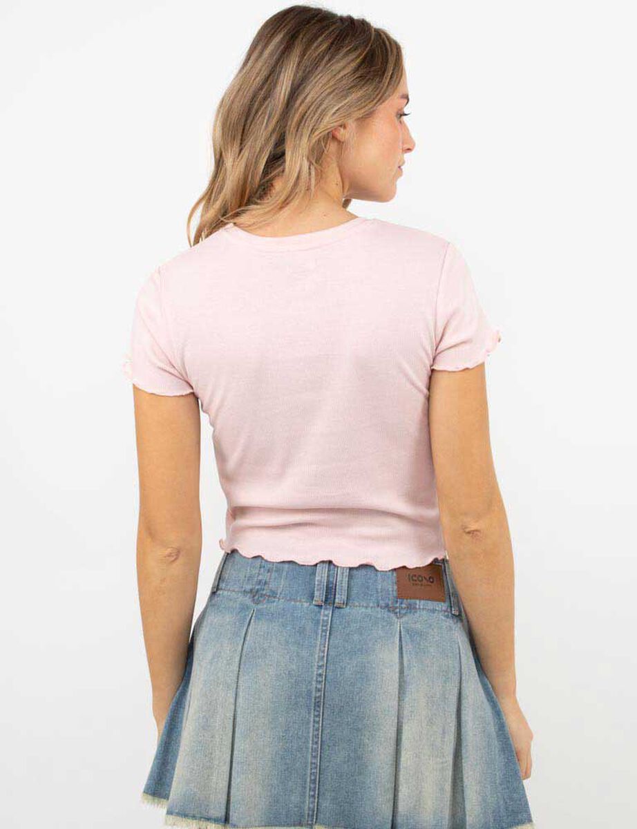 Polera Crop Con Estampado Mujer Icono