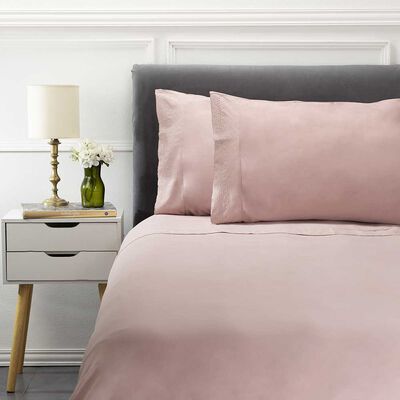 Imagen 1 del producto Juego de Sábanas Broderie Dreams 1,5 Plazas Liso Rosa