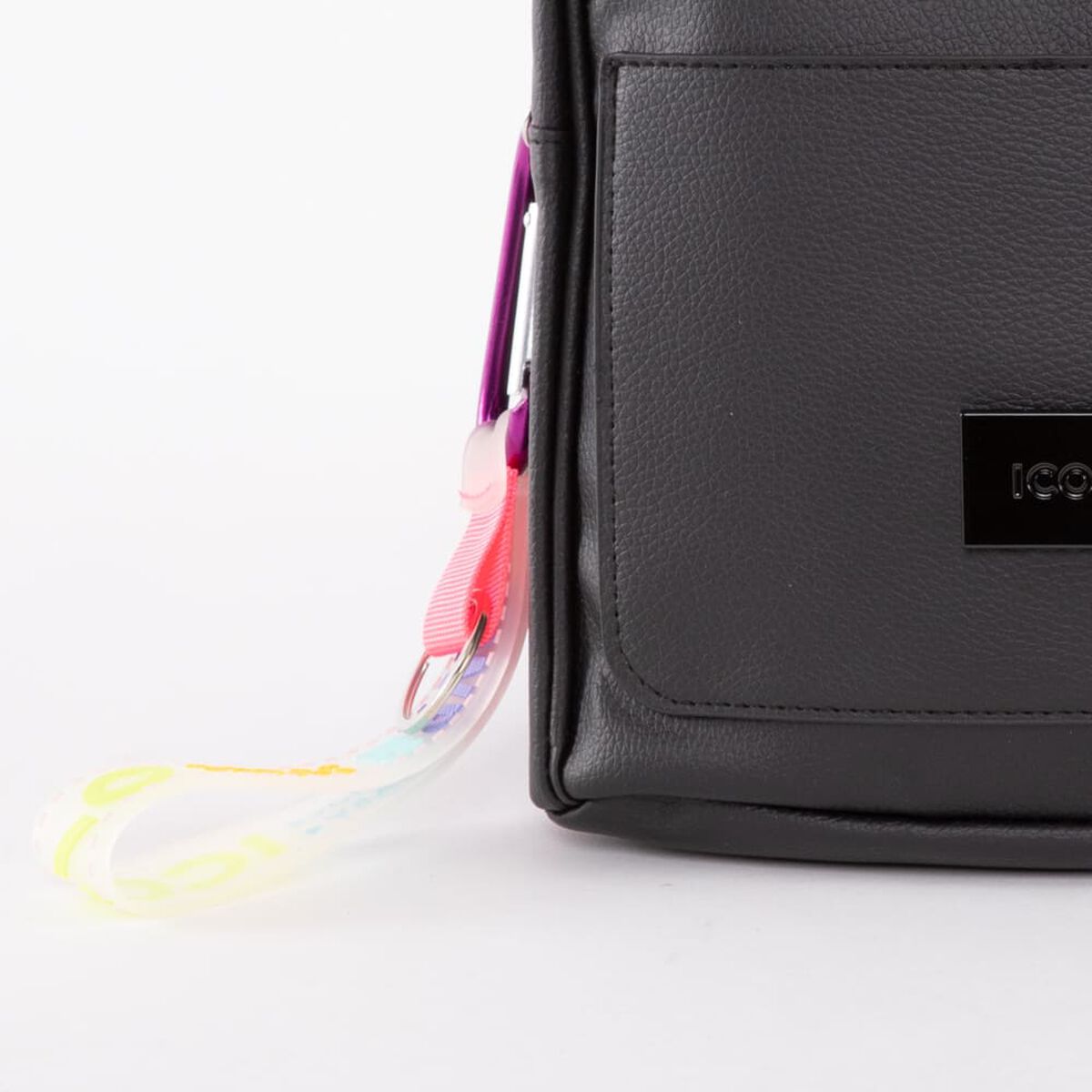 Mochila Lisa Negra Eco Cuero Mujer Icono