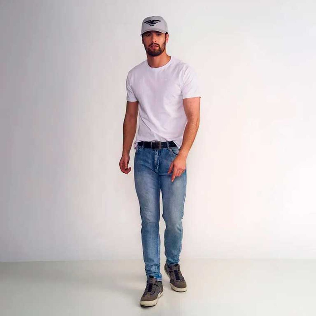 Jeans New Slim Tiro Medio Hombre Ellus