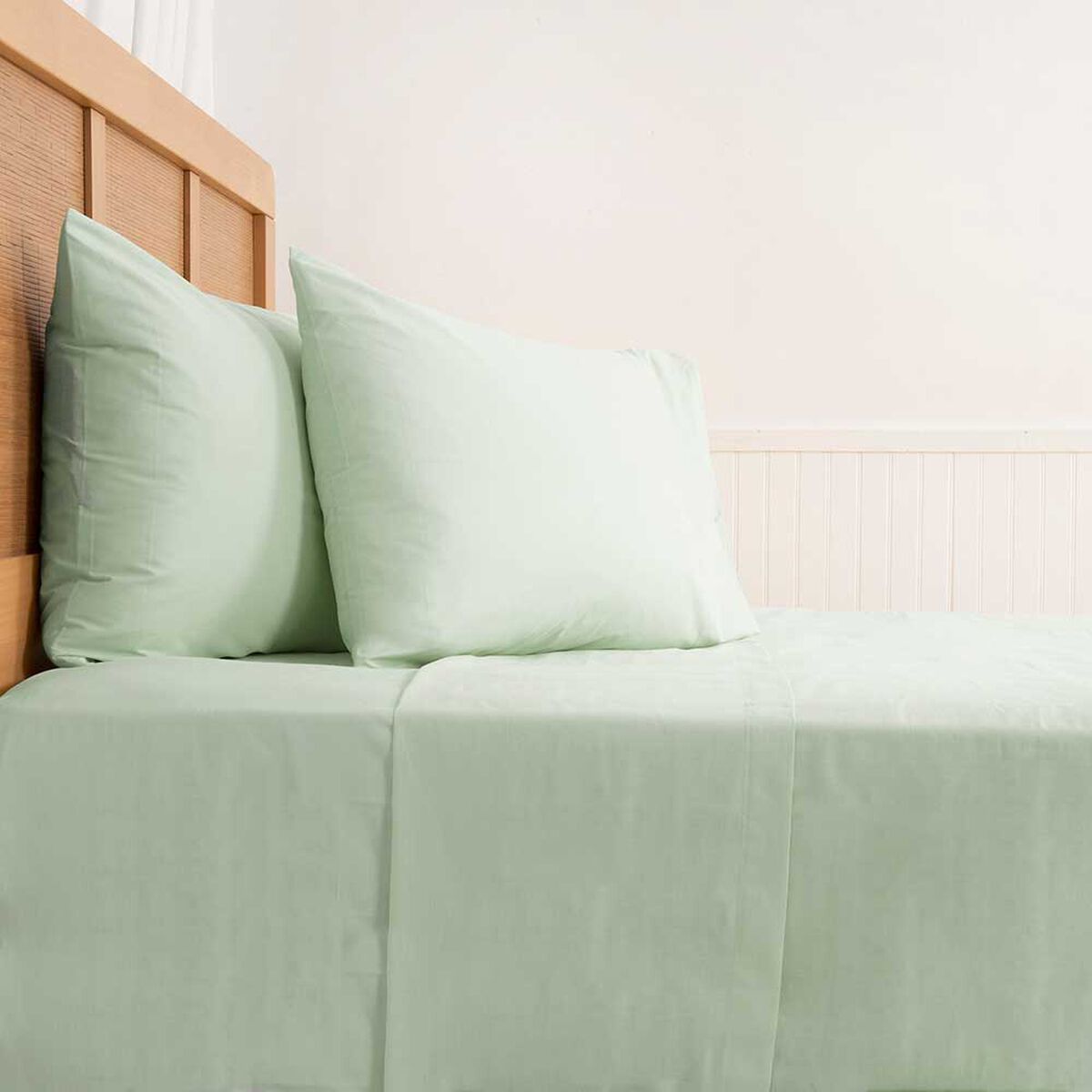 Juego de S&aacute;banas Mashini 144 Hilos King Liso Verde