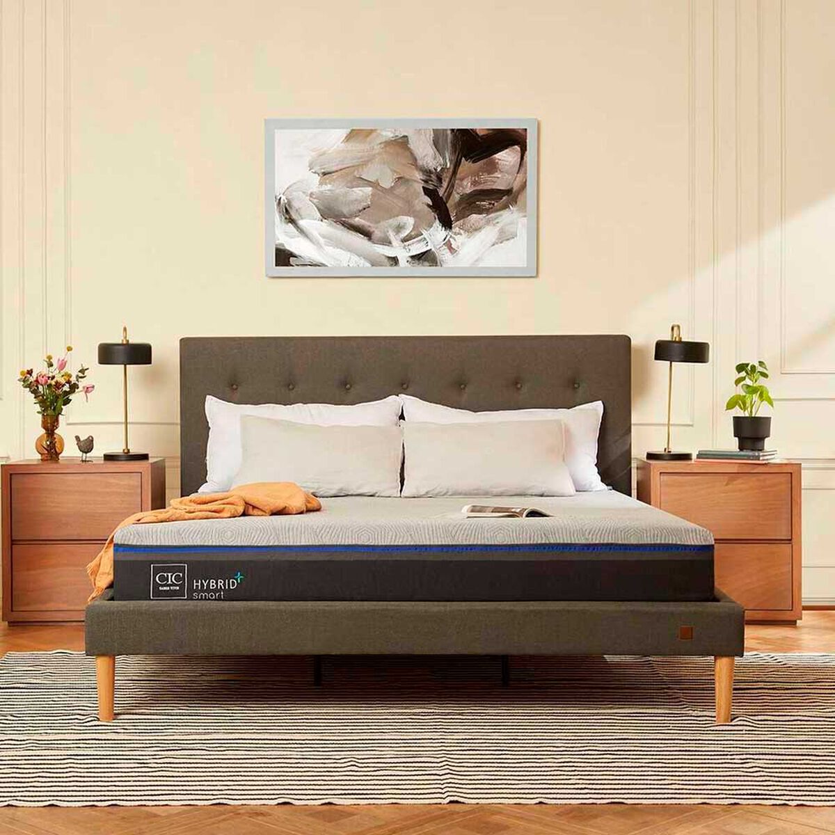 Cama Europea CIC Base Dividida 2 Plazas Hybrid Plus Infinity + Respaldo + 2 Veladores Dublin