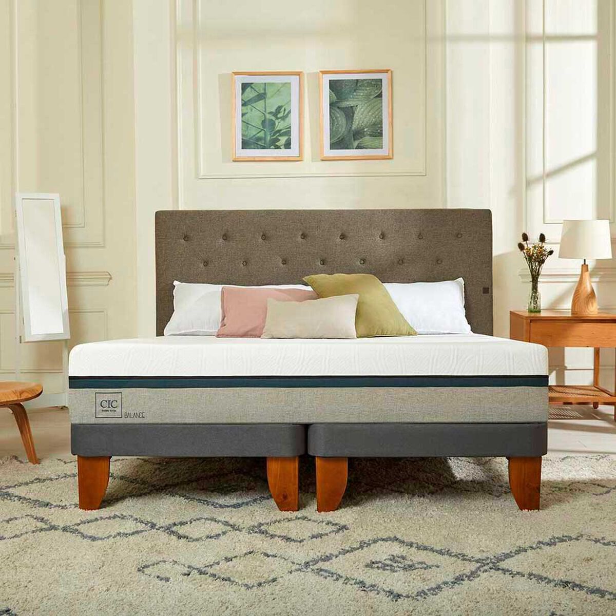 Cama Europea CIC Base Normal King Balance + Respaldo Torino