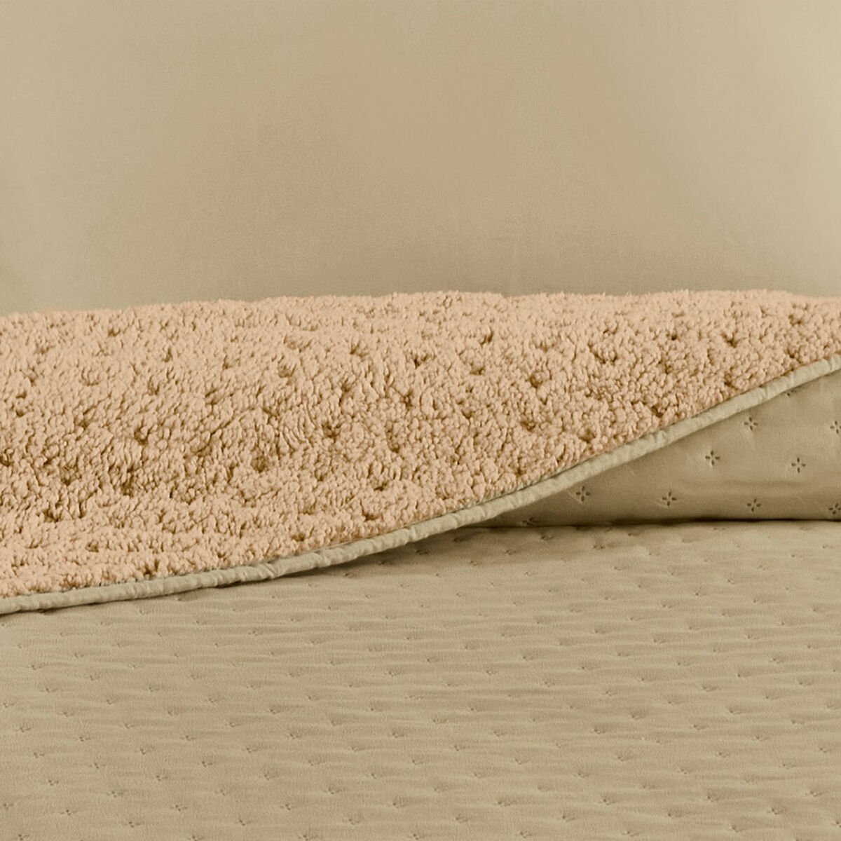 Quilt Illusions Sherpa Roma King Liso Verde