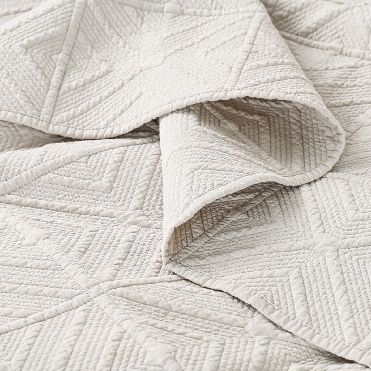 Quilt Cannon Aura King Beige