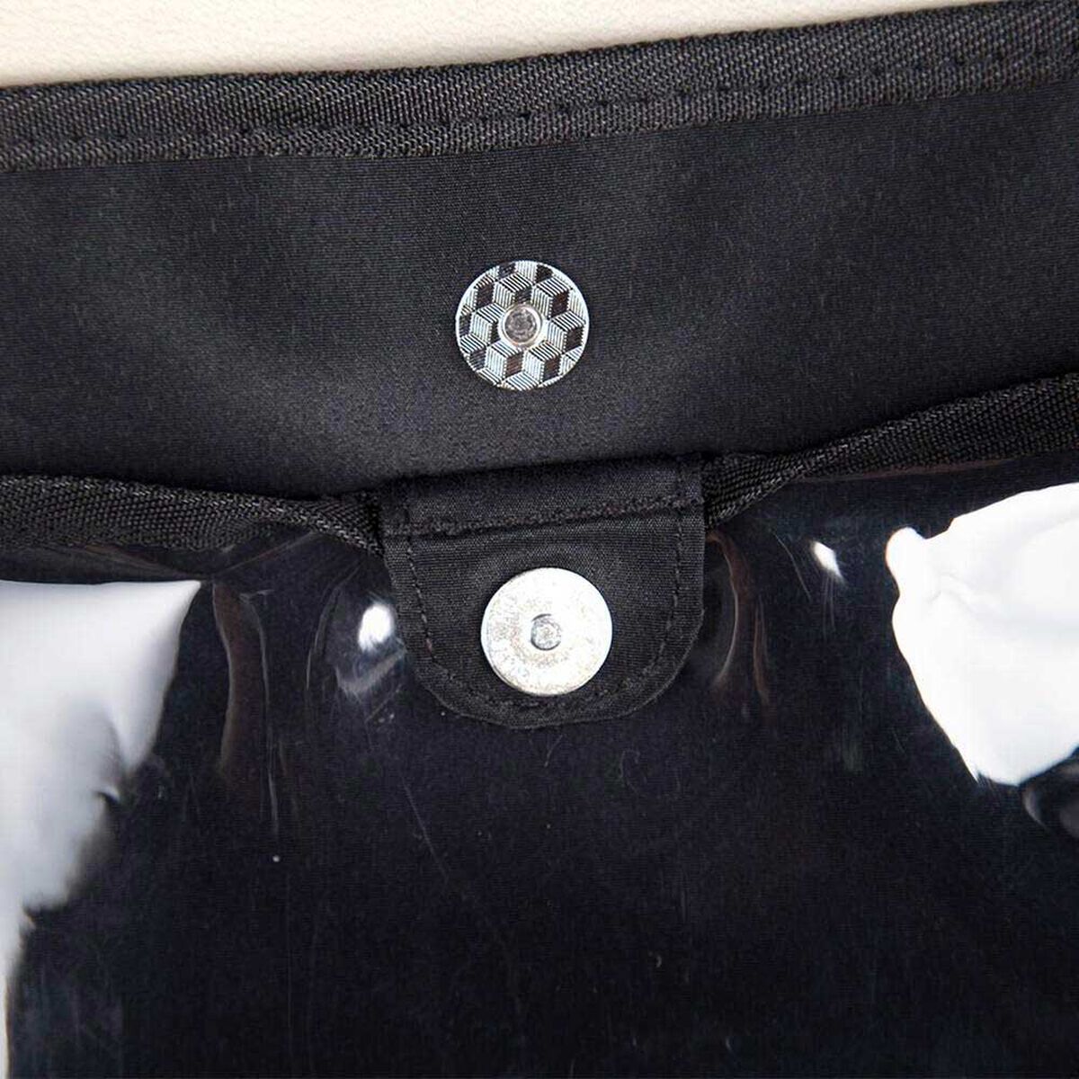 Protector y Organizador de Auto Negro Maxi-Cosi