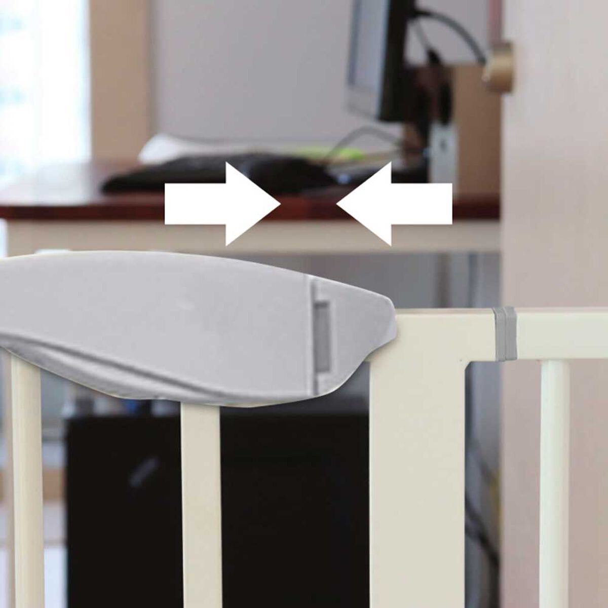 Reja de Seguridad Bebe Mascota Doble Seguro 75 a 82 cm Bebesit