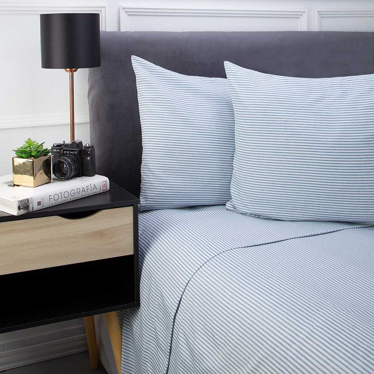 Juego de Sábanas Soft Touch Estampado Zibel 1,5 Plazas Liso Petróleo